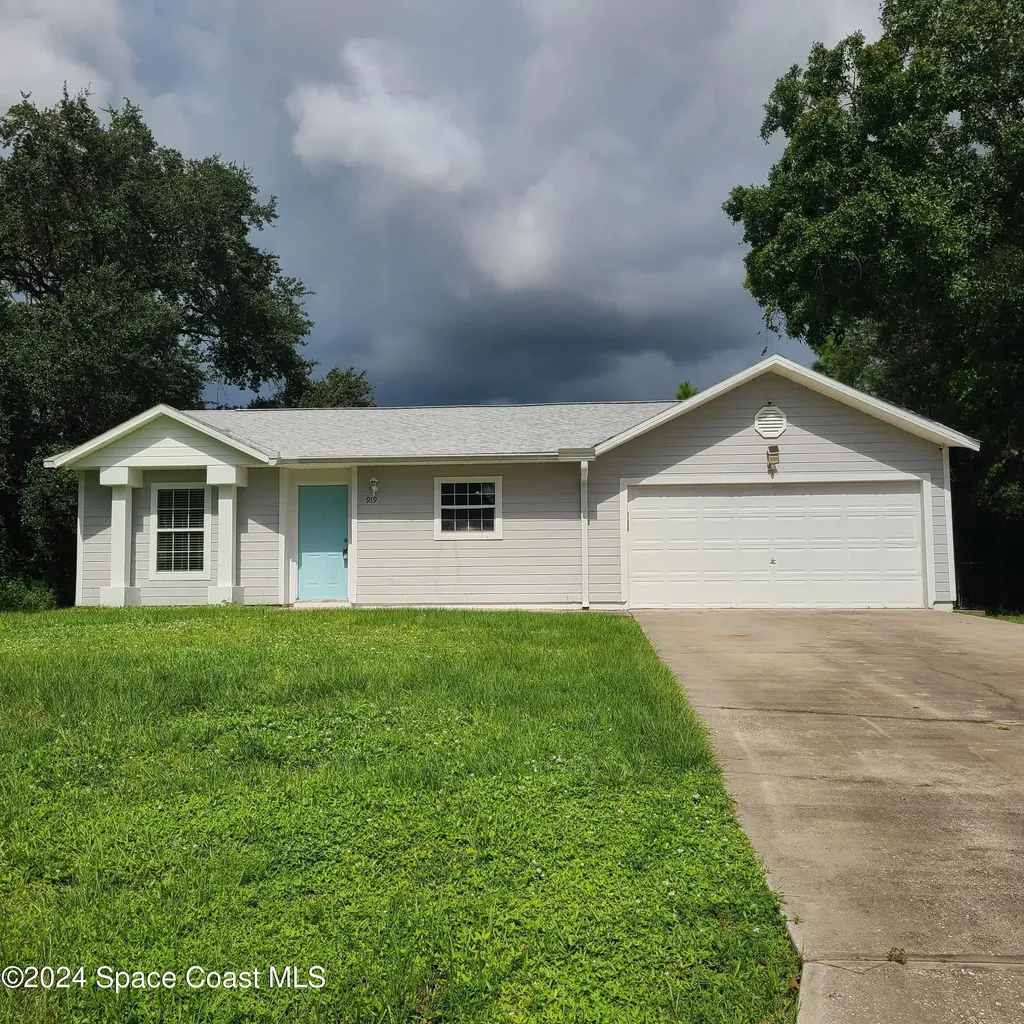 919 Westport Street SE Palm Bay FL 32909