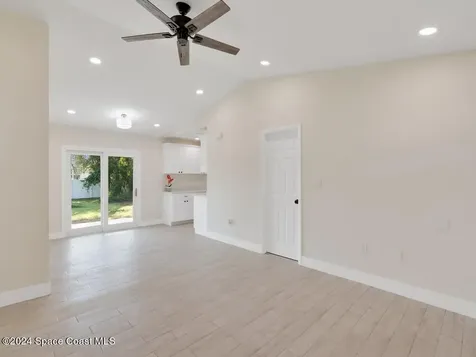 813 Santo Domingo Avenue SW Palm Bay FL 32908