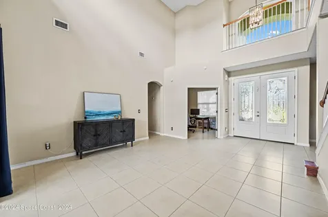 555 Hiking Trail Melbourne FL 32904