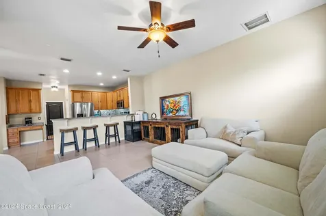 555 Hiking Trail Melbourne FL 32904