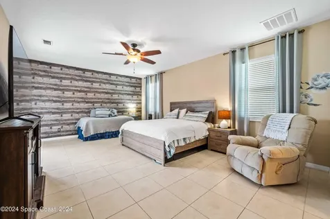 555 Hiking Trail Melbourne FL 32904