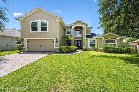 555 Hiking Trail Melbourne FL 32904