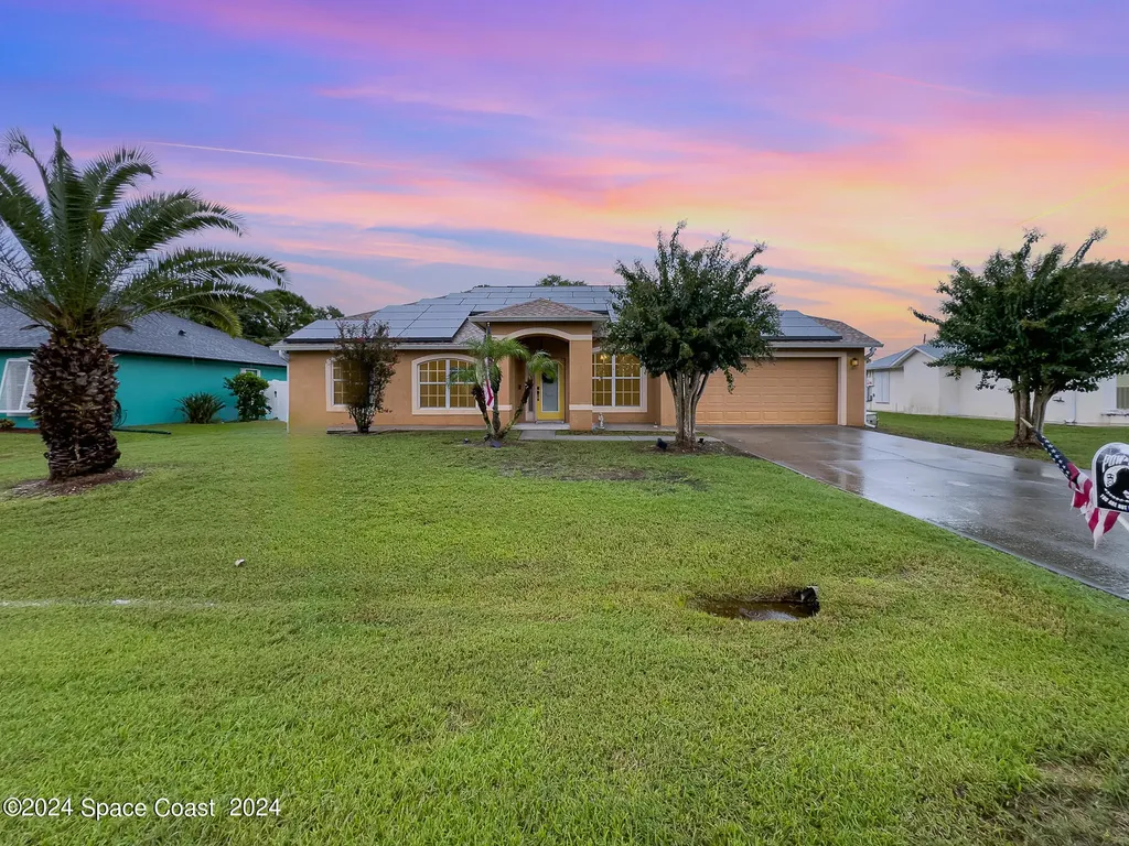 1121 Douglas Street SE Palm Bay FL 32909