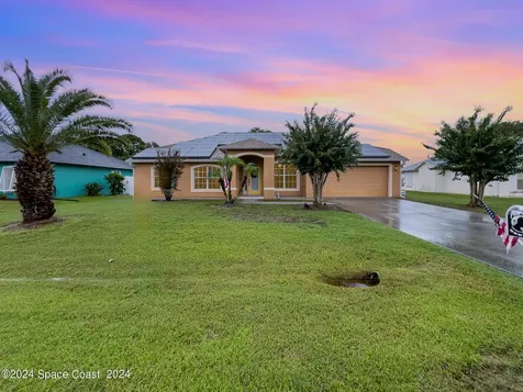 1121 Douglas Street SE Palm Bay FL 32909