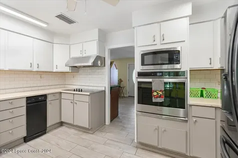 2640 Donna Drive Titusville FL 32796