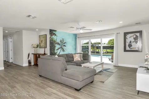 492 Dempsey Drive Cocoa Beach FL 32931