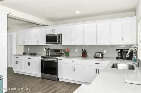 492 Dempsey Drive Cocoa Beach FL 32931