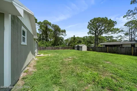 831 Airport Avenue SE Palm Bay FL 32909