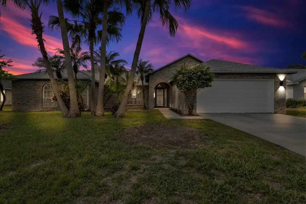 550 Americana Boulevard NE Palm Bay FL 32907