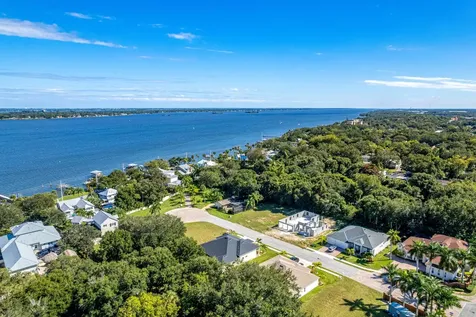 35 Loch Ness Drive Rockledge FL 32955