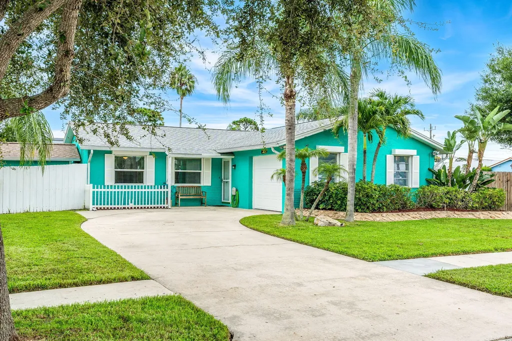 680 Mark Drive Melbourne FL 32904