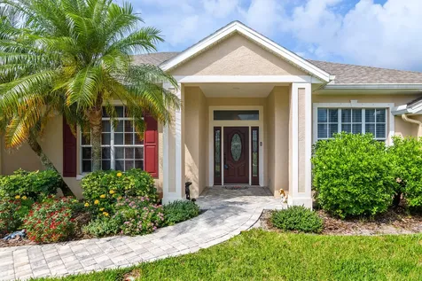 850 Woodbine Drive Merritt Island FL 32952