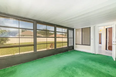 569 Balcom Terrace SE Palm Bay FL 32909