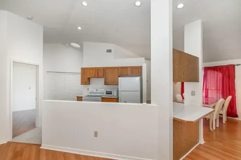 569 Balcom Terrace SE Palm Bay FL 32909