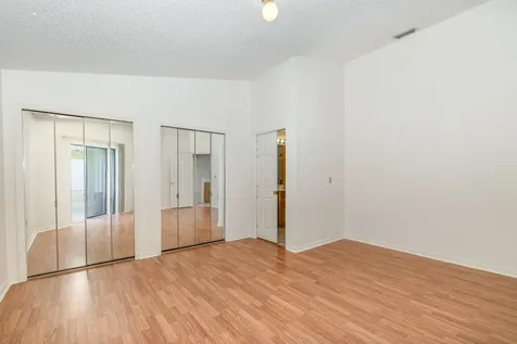 569 Balcom Terrace SE Palm Bay FL 32909