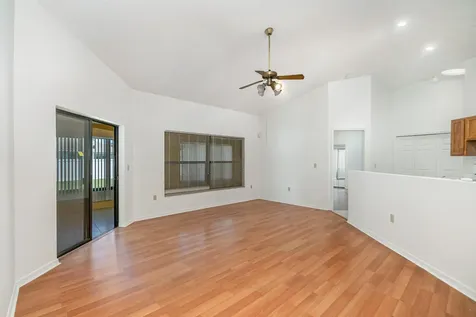 569 Balcom Terrace SE Palm Bay FL 32909