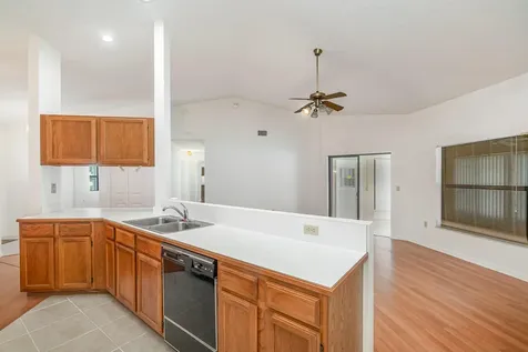 569 Balcom Terrace SE Palm Bay FL 32909