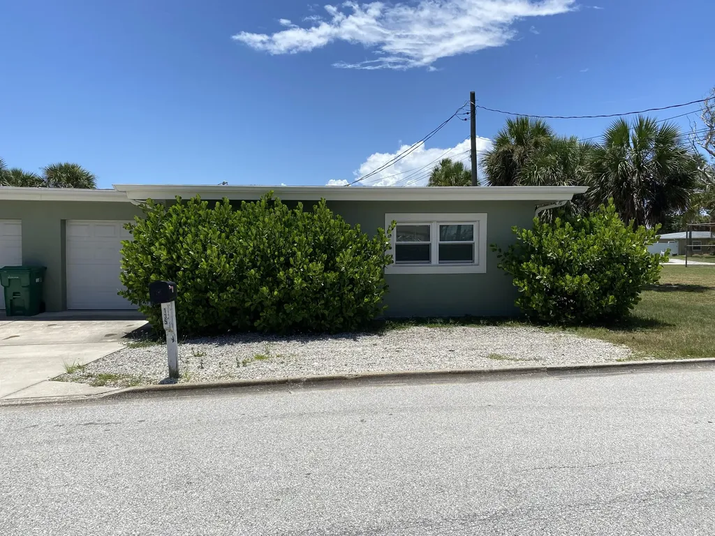 135 California Avenue Cocoa Beach FL 32931