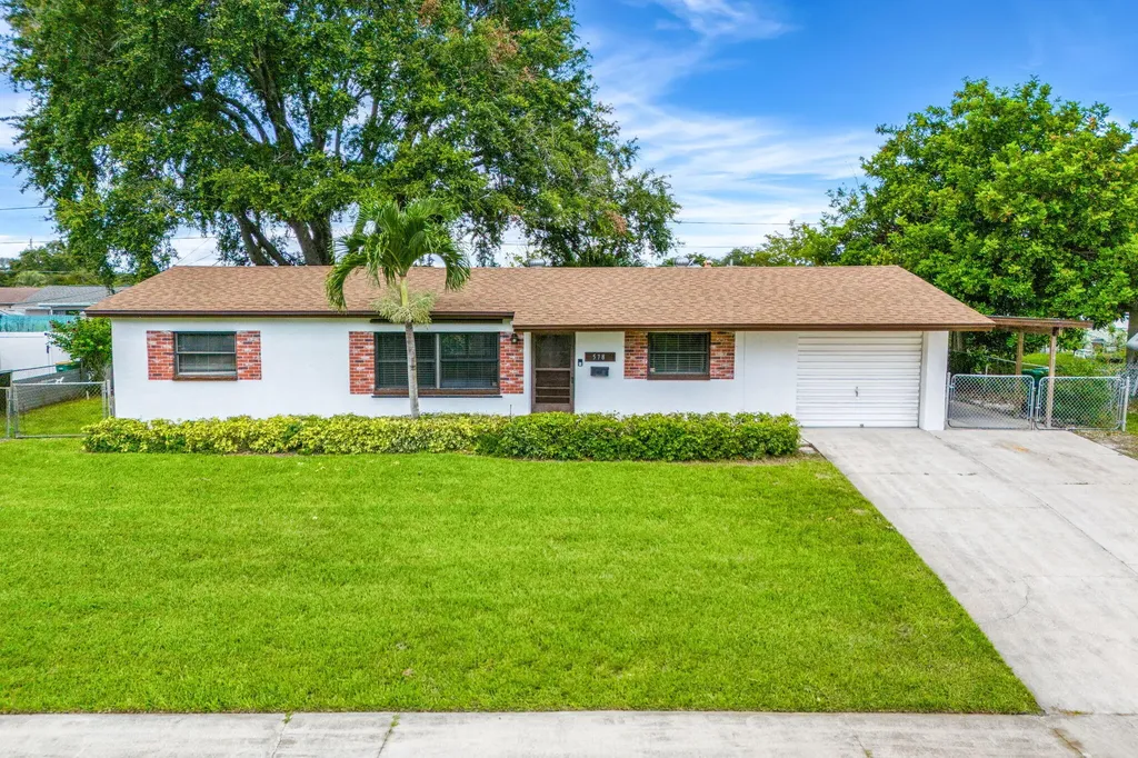 578 Plymouth Street Melbourne FL 32935