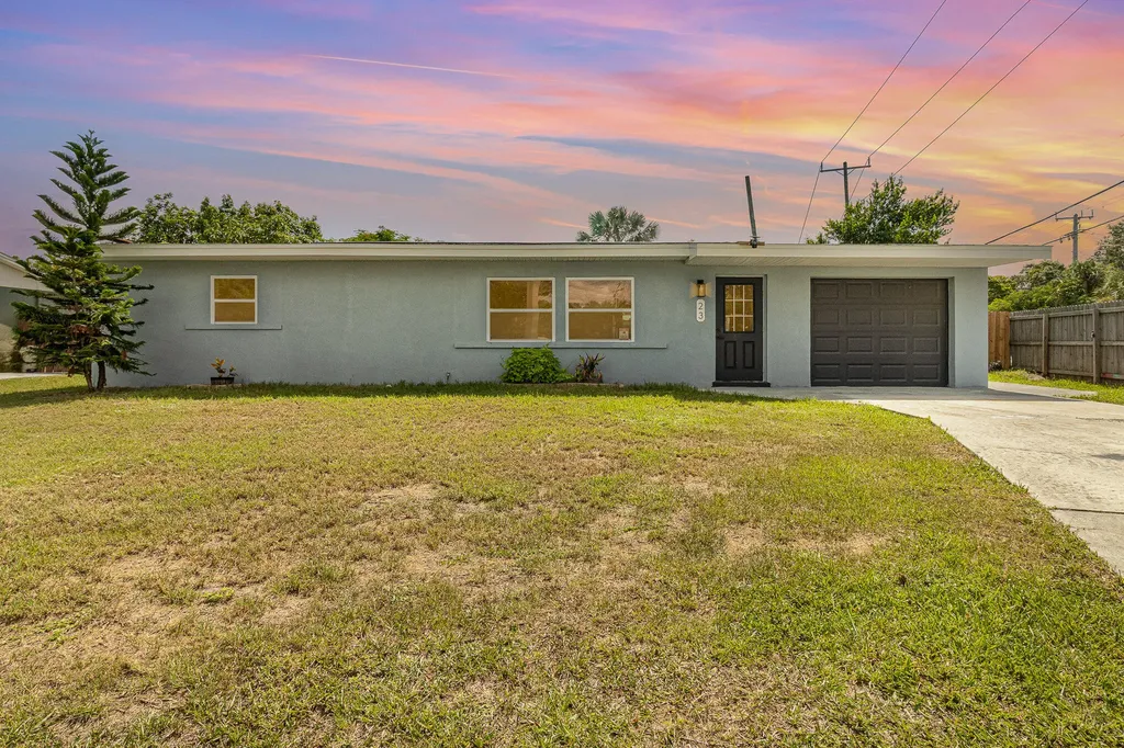 23 Corriente Street Merritt Island FL 32952