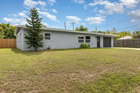 23 Corriente Street Merritt Island FL 32952