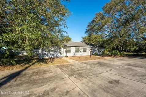 690 Thomas Barbour Drive Melbourne FL 32935