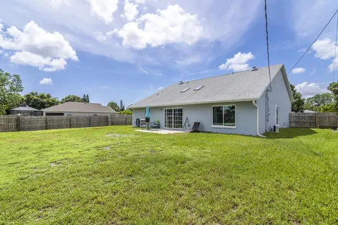 1501 Manzanita Street NW Palm Bay FL 32907