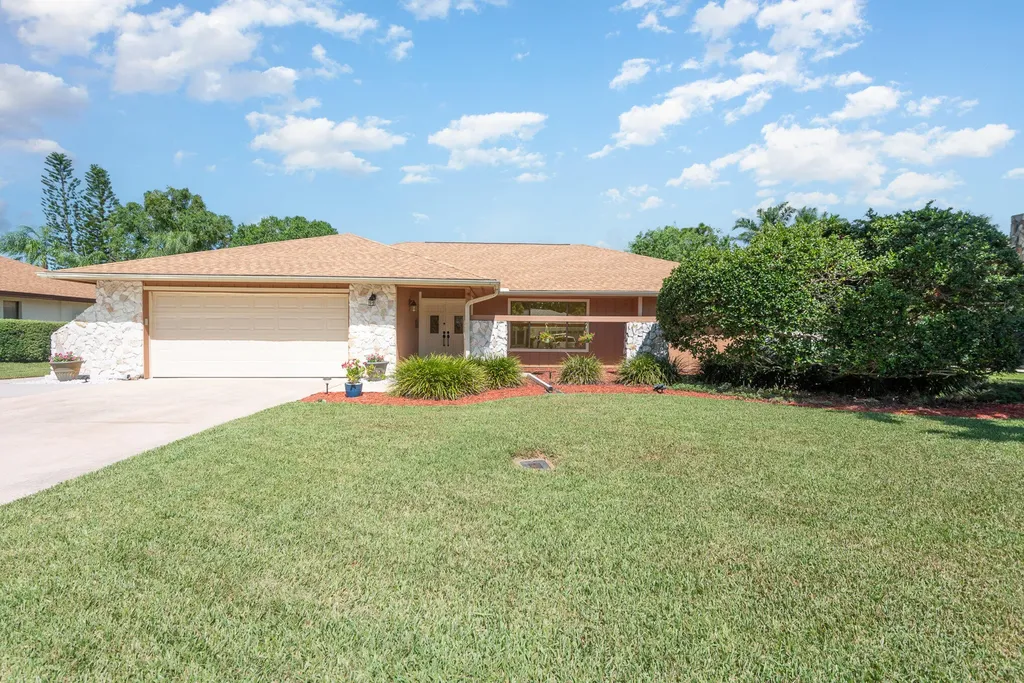521 Southern Hills Court Melbourne FL 32940