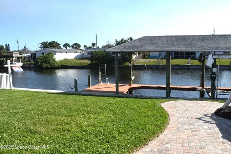 1335 Girard Boulevard Merritt Island FL 32952