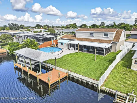 1335 Girard Boulevard Merritt Island FL 32952