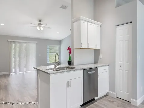 7716 105th Court Vero Beach FL 32967