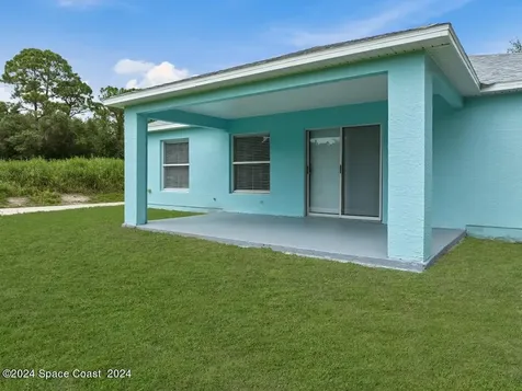 7716 105th Court Vero Beach FL 32967
