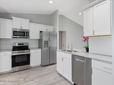 7716 105th Court Vero Beach FL 32967