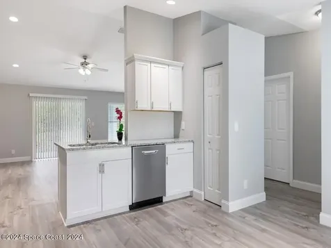 7716 105th Court Vero Beach FL 32967