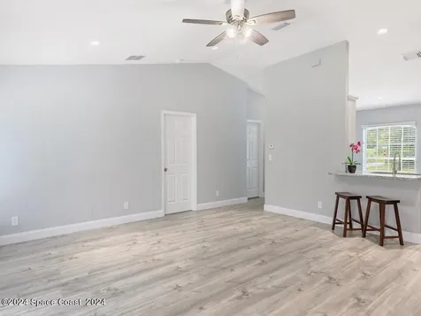 7716 105th Court Vero Beach FL 32967