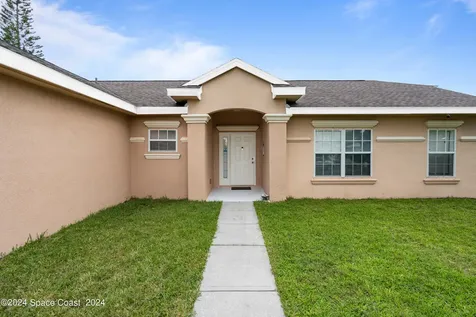 2833 Grant Avenue SE Palm Bay FL 32909