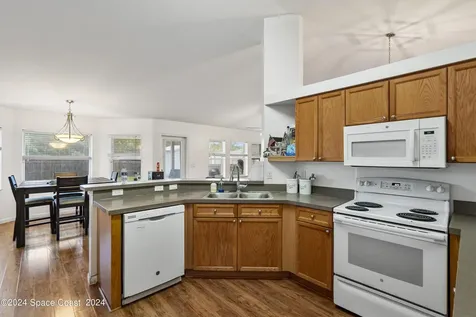 2833 Grant Avenue SE Palm Bay FL 32909