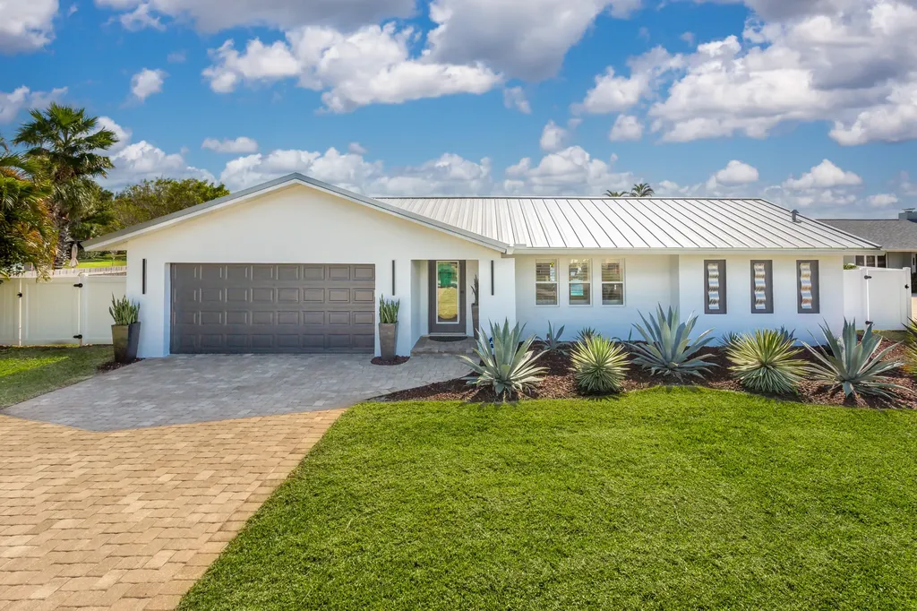 4 Country Club Road Cocoa Beach FL 32931