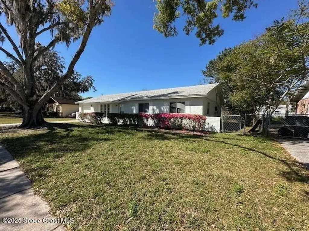 1670 Kemberly Avenue Titusville FL 32796