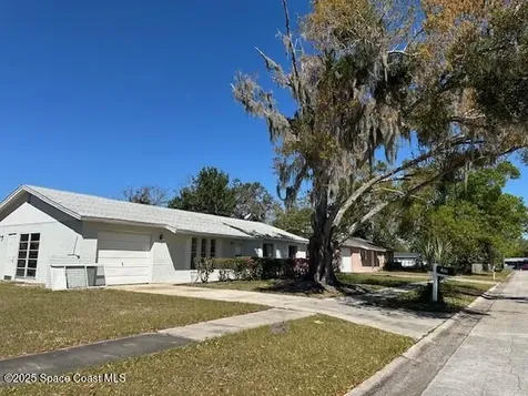 1670 Kemberly Avenue Titusville FL 32796