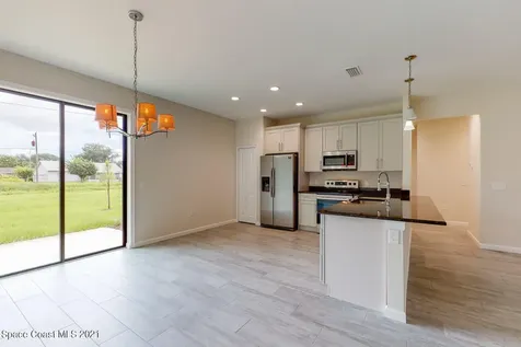 1071 Grapefruit Road SE Palm Bay FL 32909