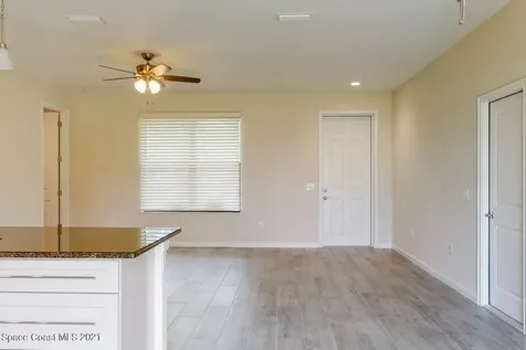 1071 Grapefruit Road SE Palm Bay FL 32909