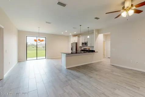 1071 Grapefruit Road SE Palm Bay FL 32909