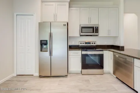 1071 Grapefruit Road SE Palm Bay FL 32909