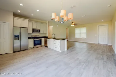 1071 Grapefruit Road SE Palm Bay FL 32909