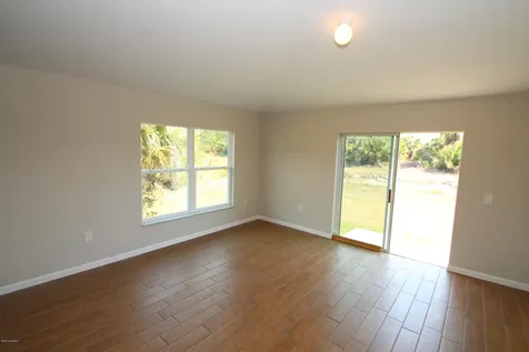 3041 Fitzpatrick Avenue SW Palm Bay FL 32908