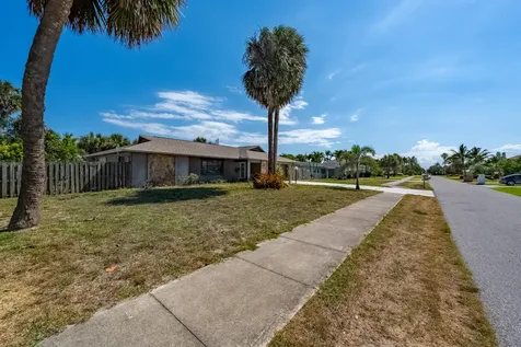 115 Eighth Avenue Indialantic FL 32903
