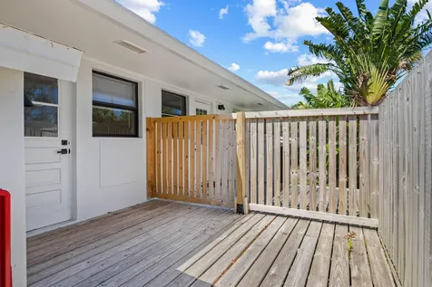 1832-1838 Pineapple Avenue Melbourne FL 32935