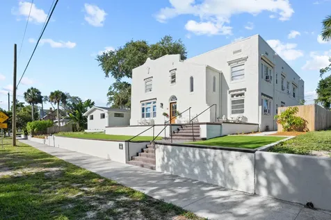 1832-1838 Pineapple Avenue Melbourne FL 32935