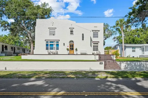1832-1838 Pineapple Avenue Melbourne FL 32935